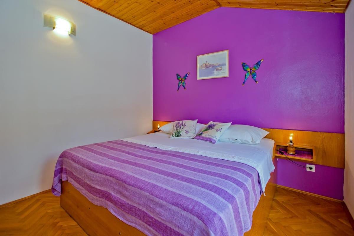 Villa Mateljan Zastražišće Esterno foto