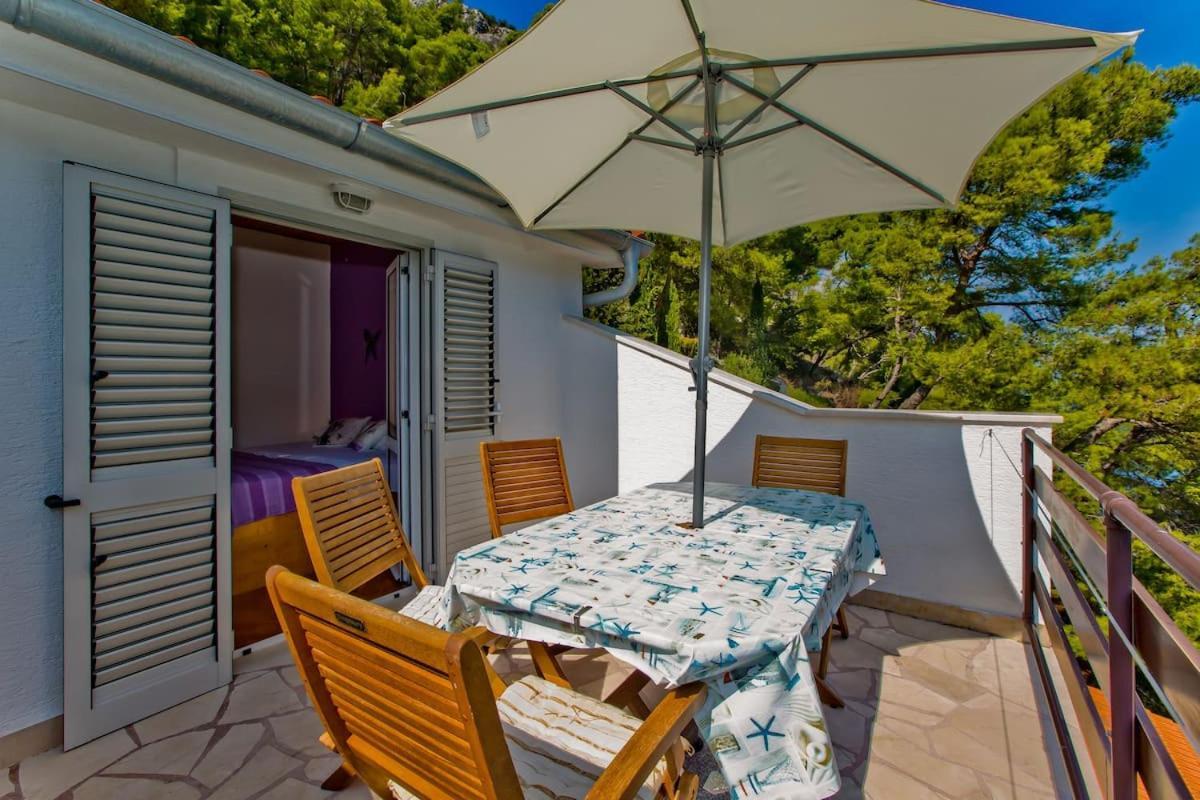 Villa Mateljan Zastražišće Esterno foto