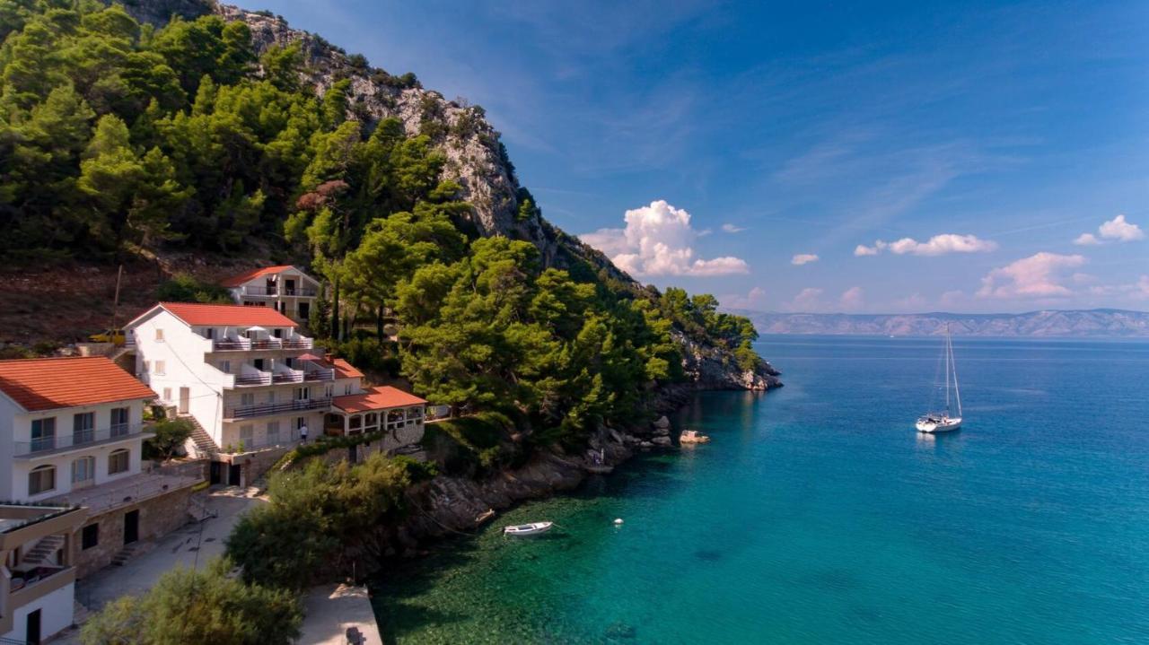 Villa Mateljan Zastražišće Esterno foto