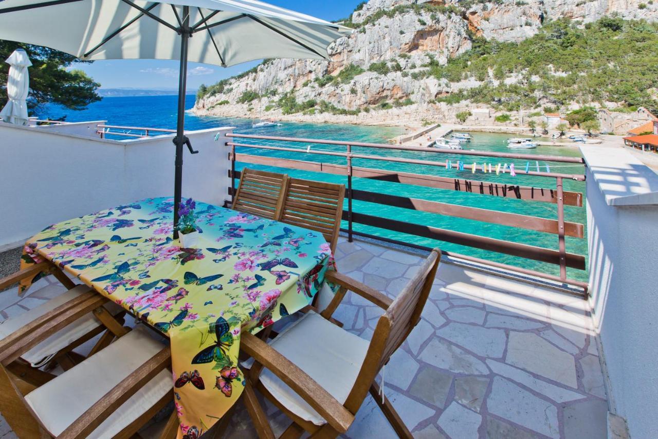 Villa Mateljan Zastražišće Esterno foto